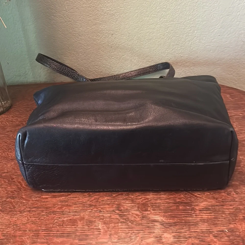 Susan Gail Black/Metallic Leather and Multi Textured Vintage Leather Bag - Picture 9 of 14